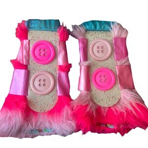 official kissmekillme branded legwarmers